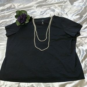 Beautiful classy black top 3x